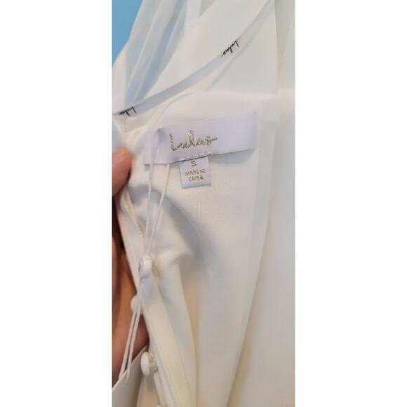 Dreamy Elegant Size Small NWT Lulus Wedding Dress Button Detail Spaghetti V-Neck - Picture 12 of 16